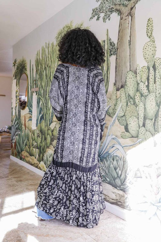 Maxi Paisley Print Kimono Oversized Fit Mid Sleeve Non-Stretch Viscose