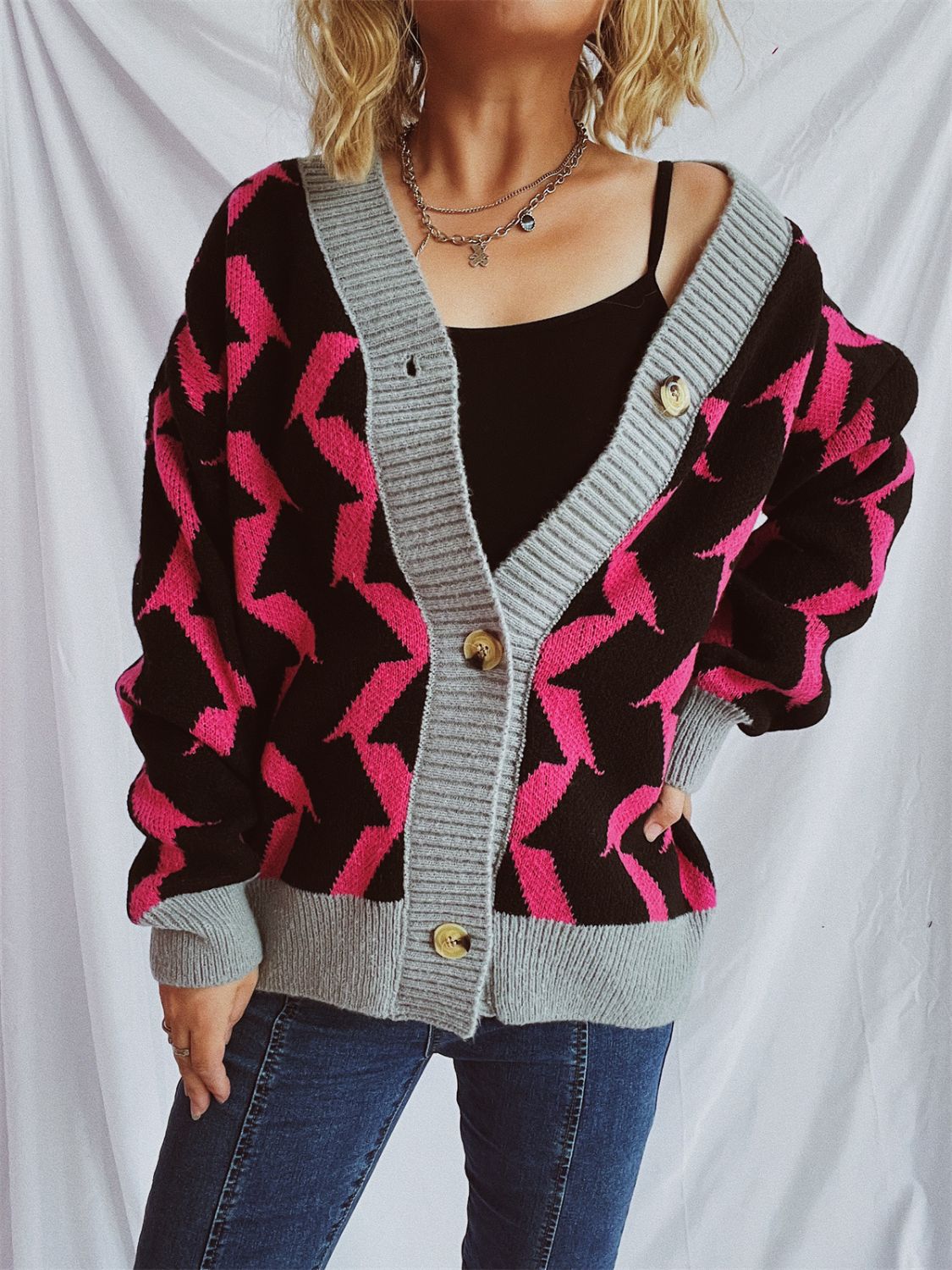 Contrast Trim Geometric V-Neck Long Sleeve Cardigan