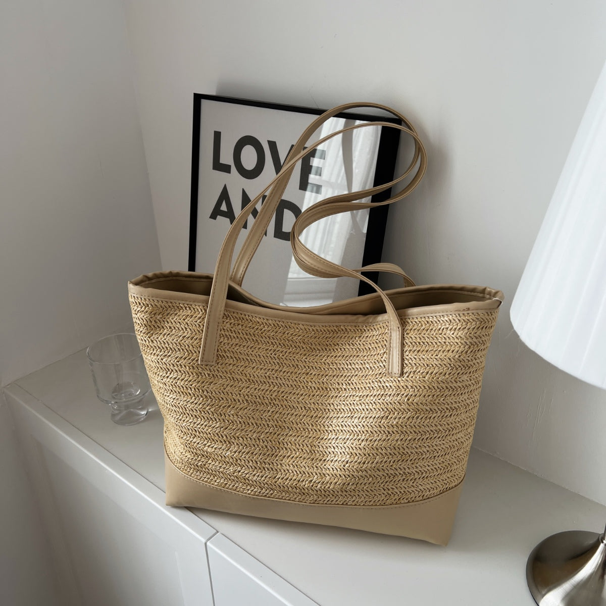 Straw Weave Leather Strap Tote Bag - Convenience and Functionality!