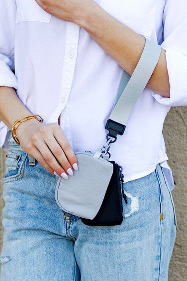Clippable Dual Pouch Wristlet Easy-Wipe Nylon Zipper Closure Detachable Pouches Heavy Duty Clips Open Interior