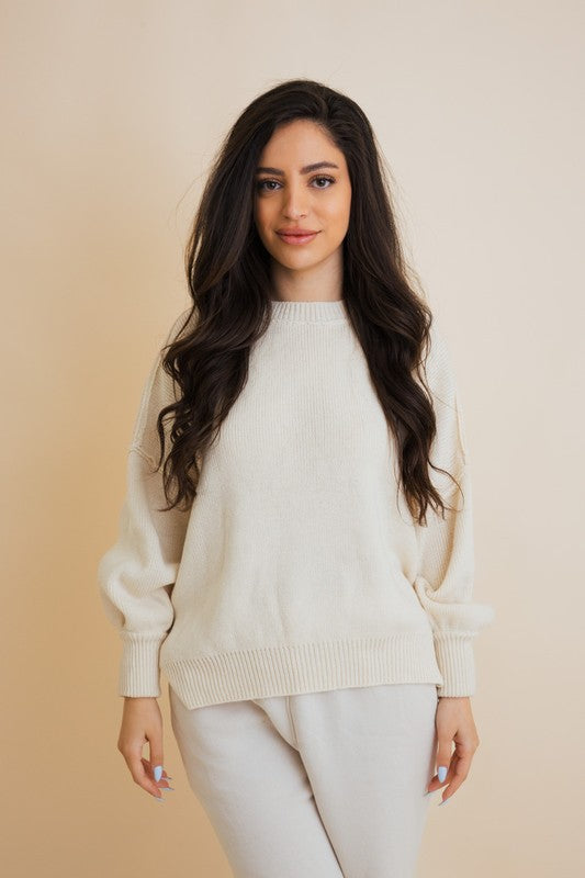 Oversized Pullover Sweater with Ribbed Details in Soft Acrylic Fabric