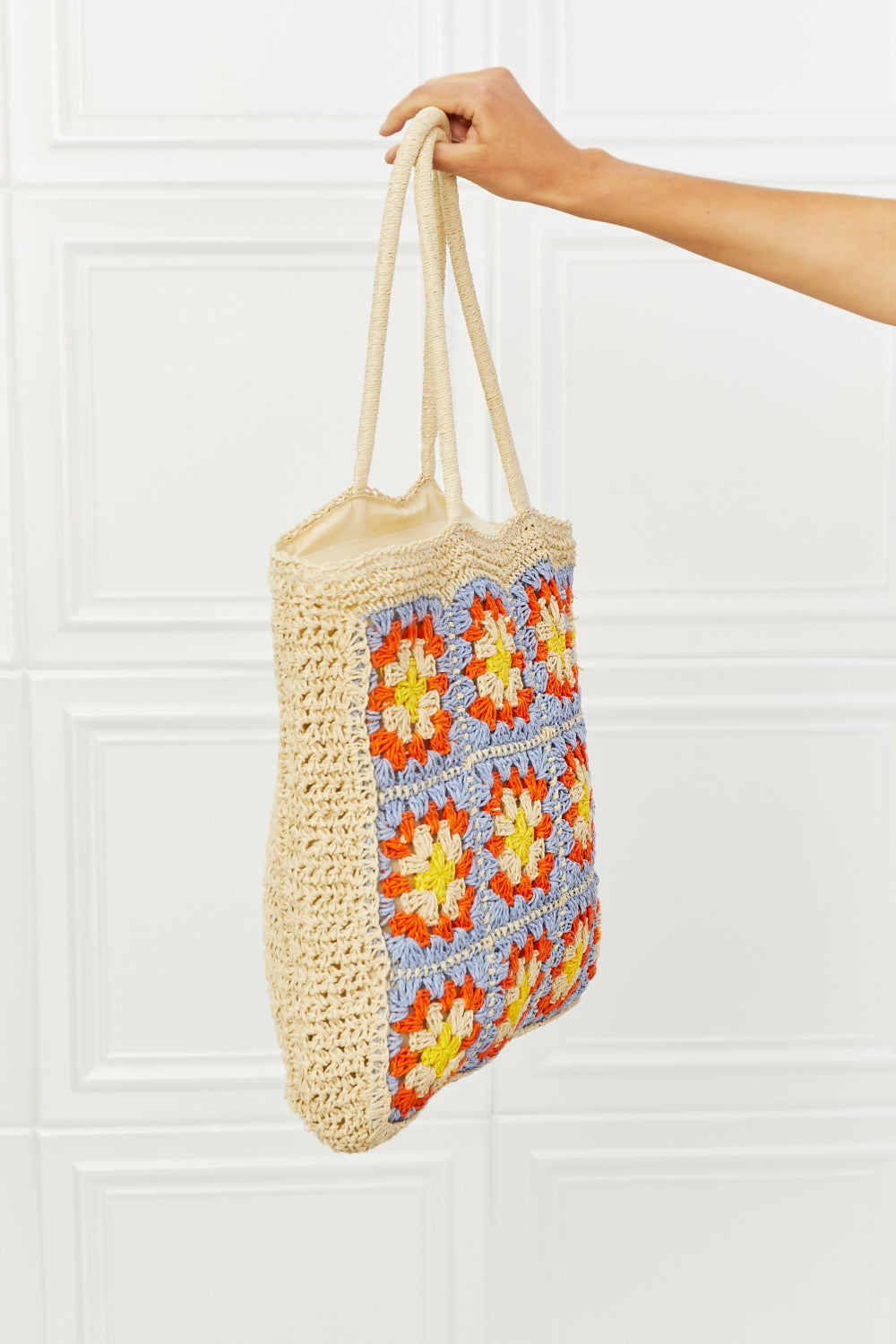 Fame Off The Coast Straw Tote Bag - Your Chic and Sustainable Everyday Tote!