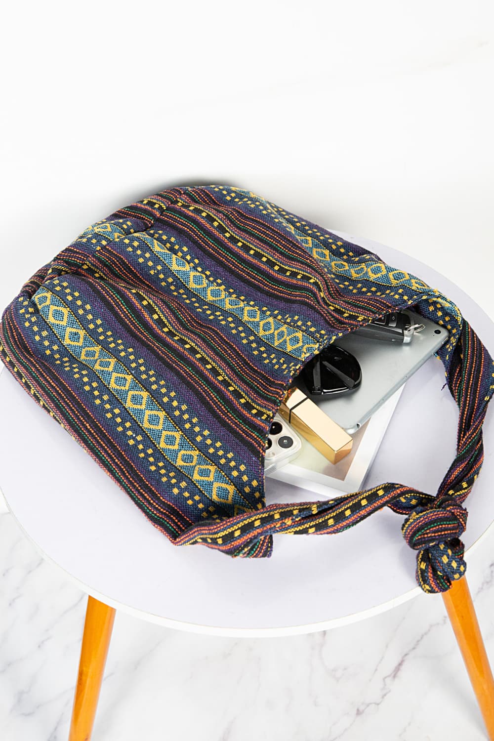 Large Canvas Crossbody Bag - Effortless Style Meets Everyday Essentials