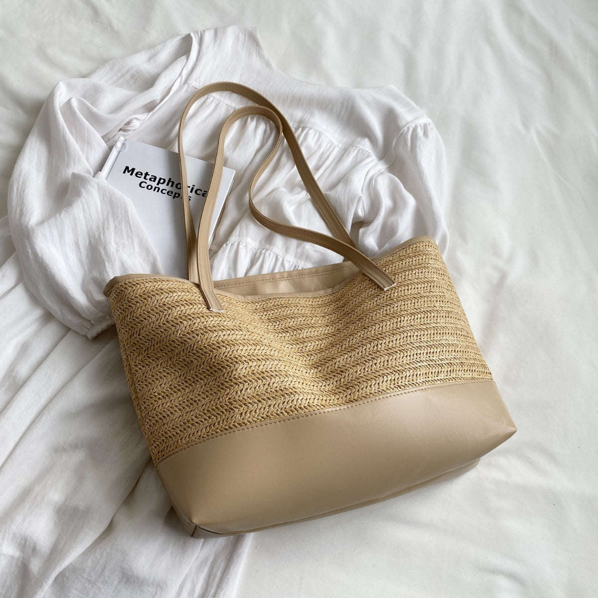 Straw Weave Leather Strap Tote Bag - Convenience and Functionality!