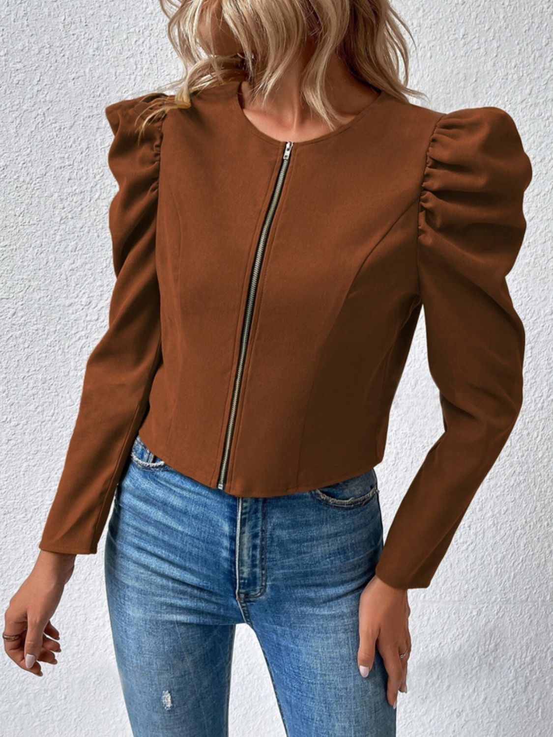 Women's Lightweight Zip Jacket with Puff Sleeves and Versatile Fit