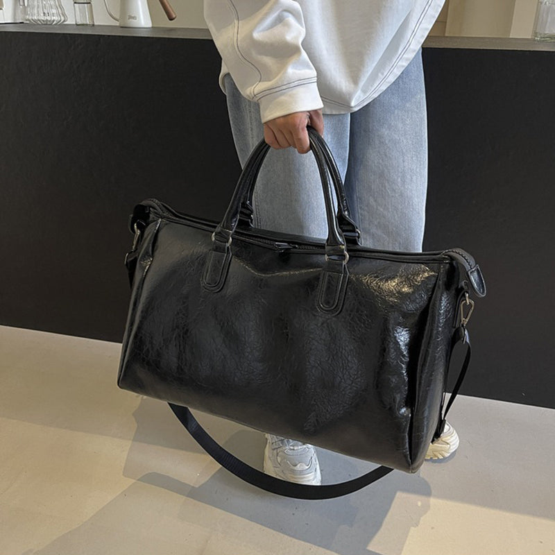 Vegan Leather Oversize Travel Bag - Versatile Functionality!