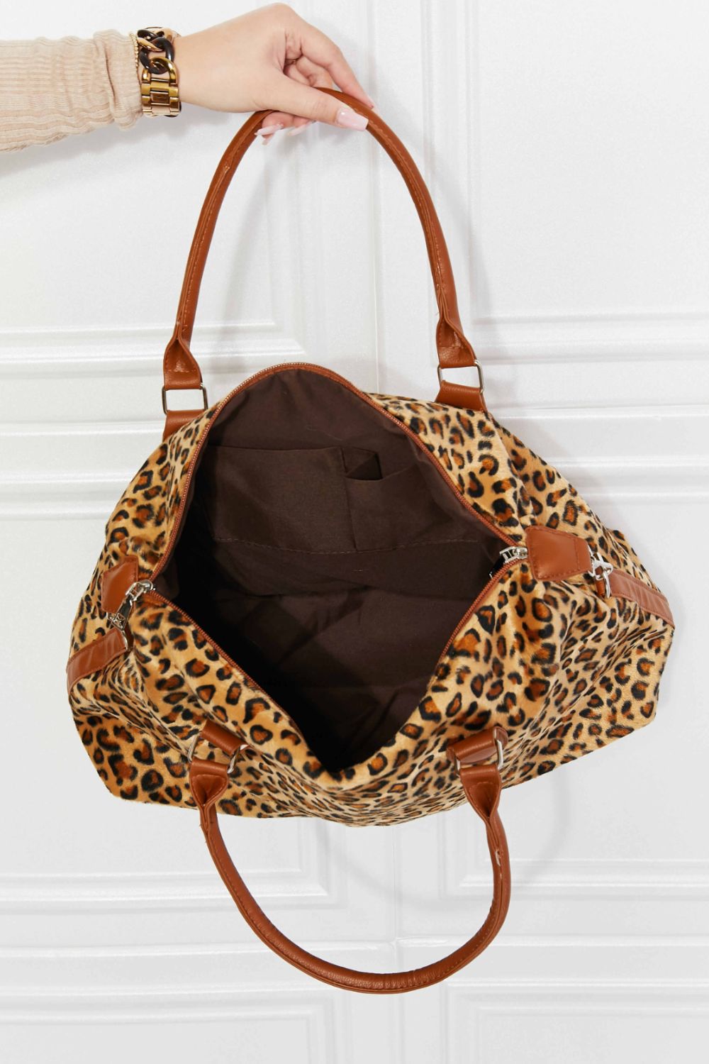 Animal Print Brushed Weekender Bag - Trendy Weekend Chic!