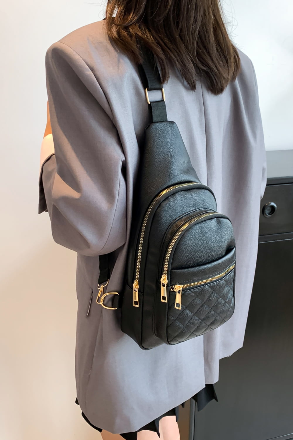 Vegan Leather Sling Bag - Effortless Style On-the-Go!