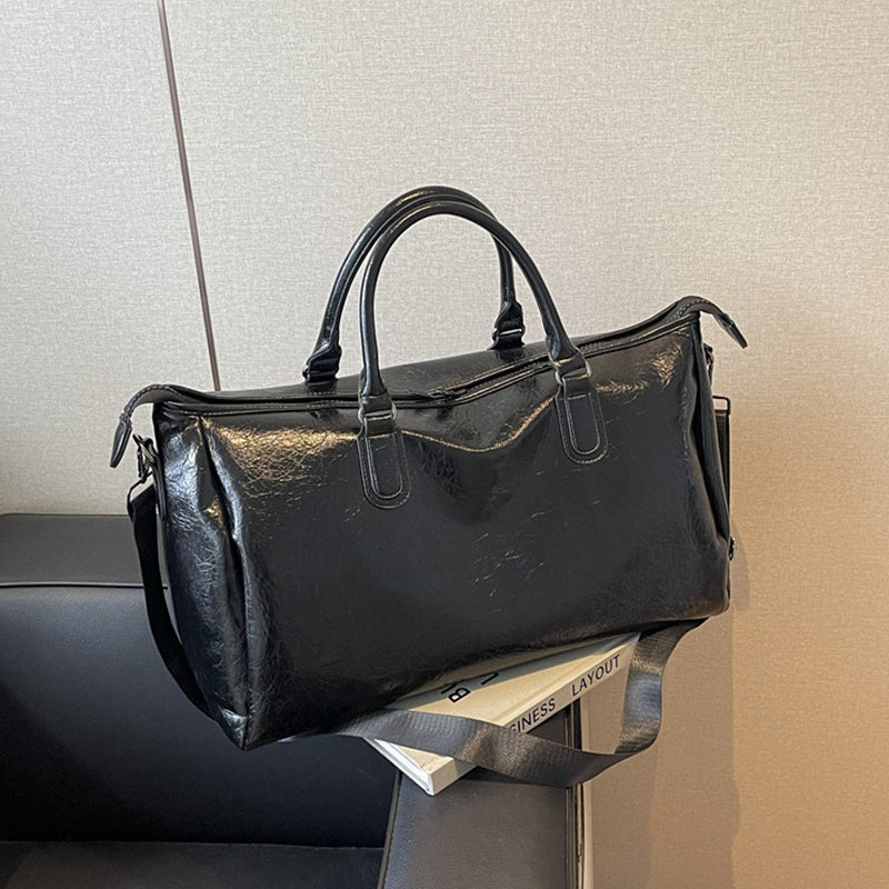 Vegan Leather Oversize Travel Bag - Versatile Functionality!