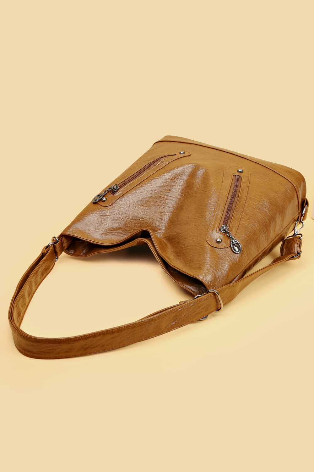 Vegan Leather Shoulder Bag - Sustainable Luxury on Your Shoulder!