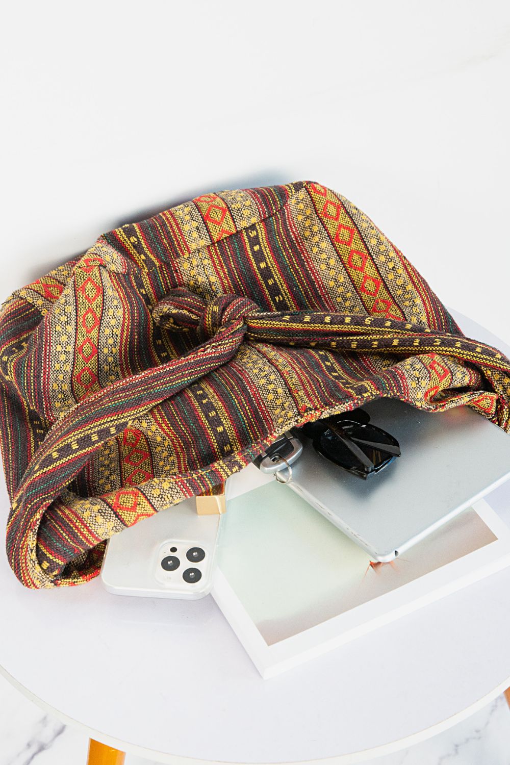 Large Canvas Crossbody Bag - Effortless Style Meets Everyday Essentials