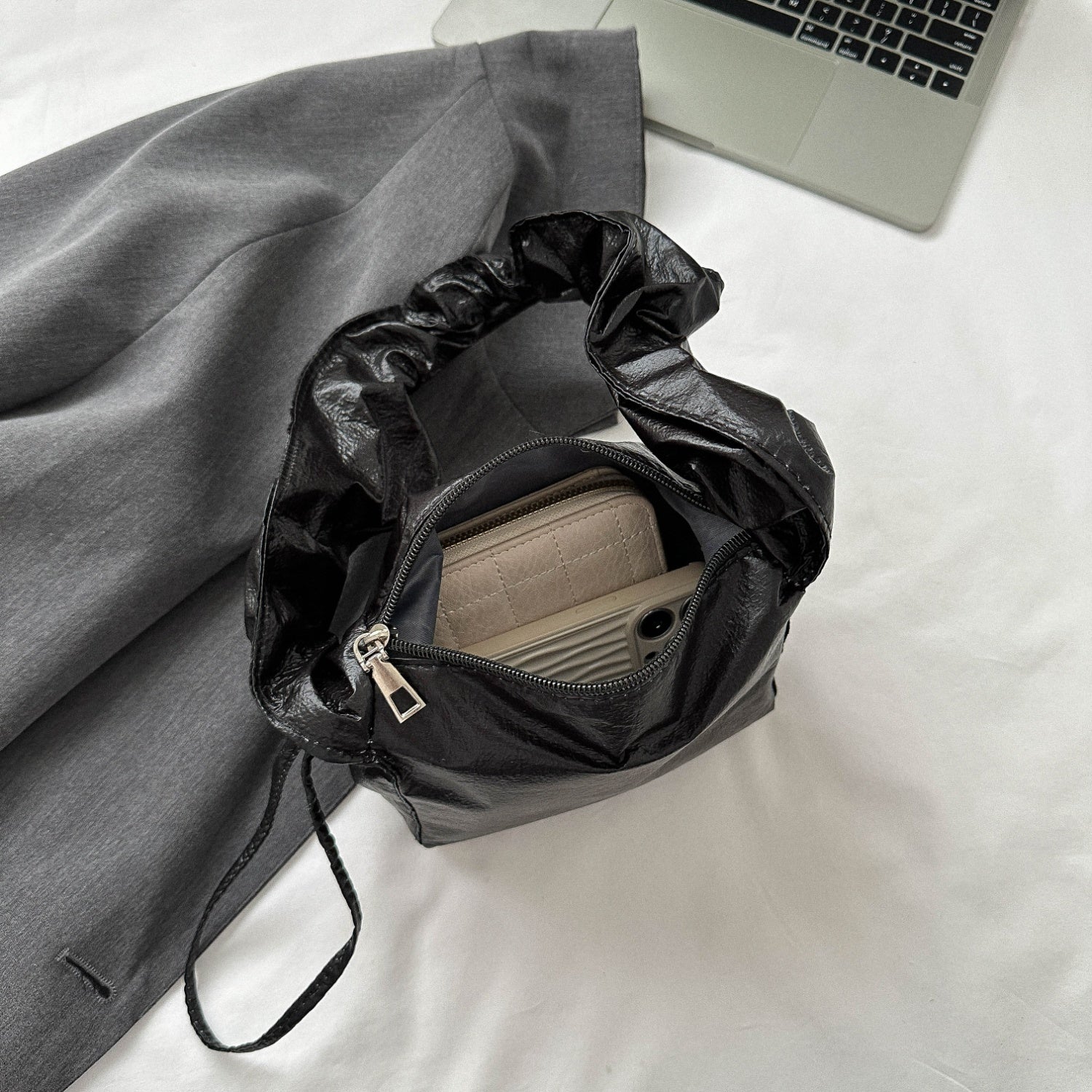 Vegan Leather Drawstring Shoulder Bag - Style and Convenience United!