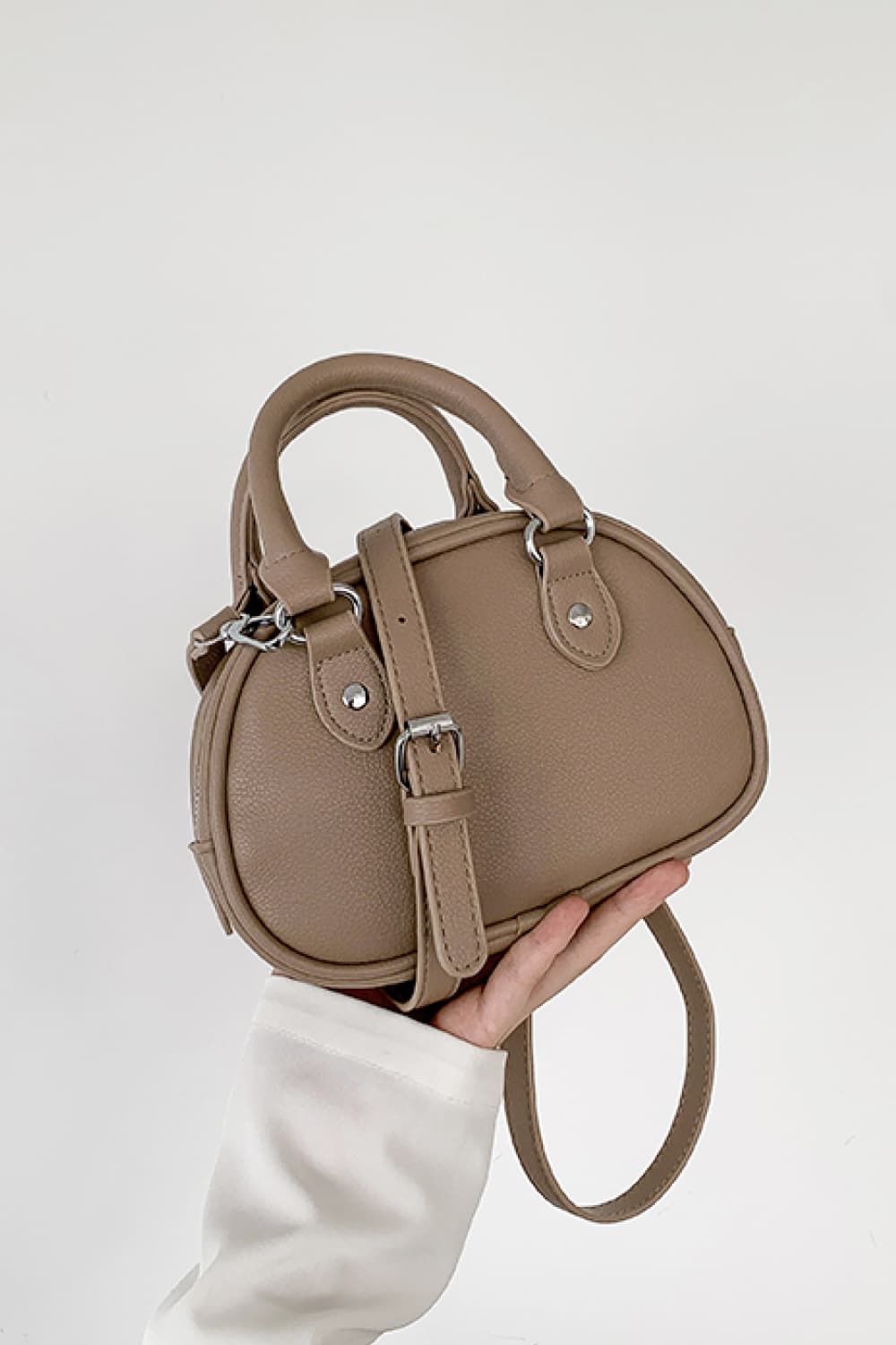 The Perfect Handbag for the Ethical Fashionista - Luxurious feel without being cruel!