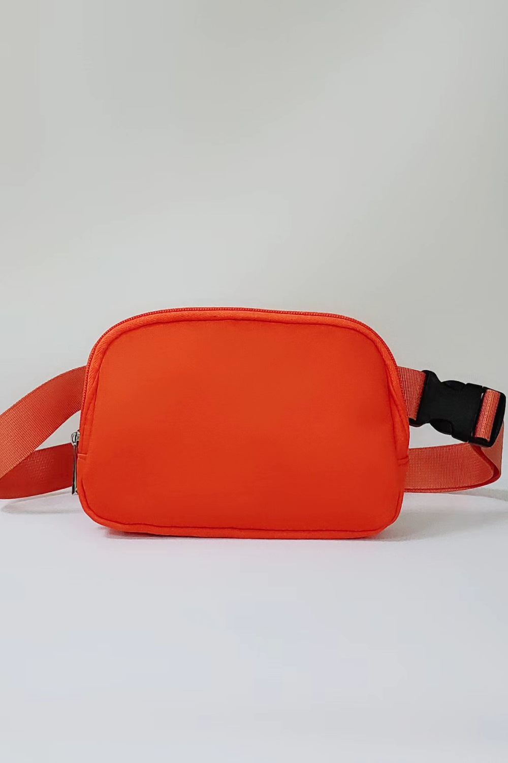 Buckle Zip Closure Fanny Pack - Protect your belongings!