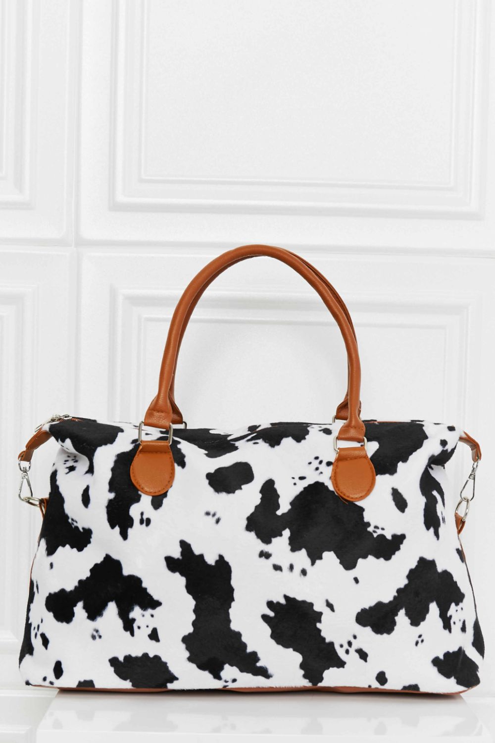 Animal Print Brushed Weekender Bag - Trendy Weekend Chic!