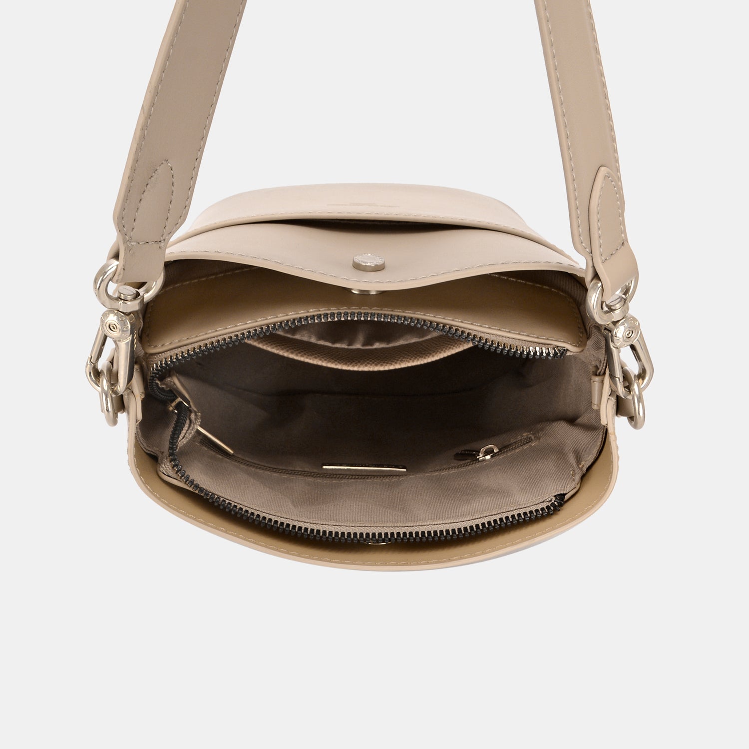 David Jones Vegan Leather Shoulder Bag - Multiple Carrying Options for Effortless Style!