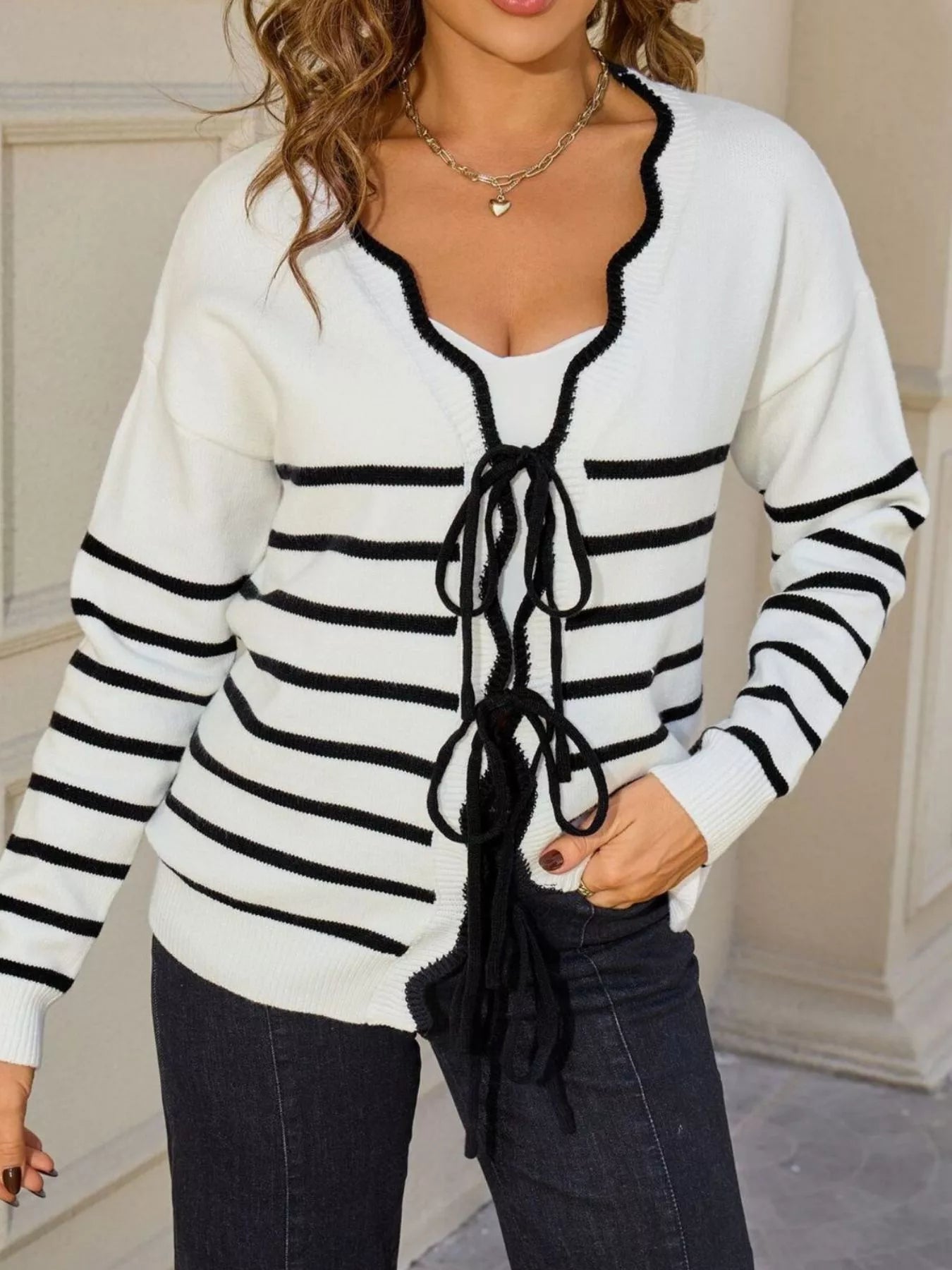 Elegant tied knit cardigan, available in Green