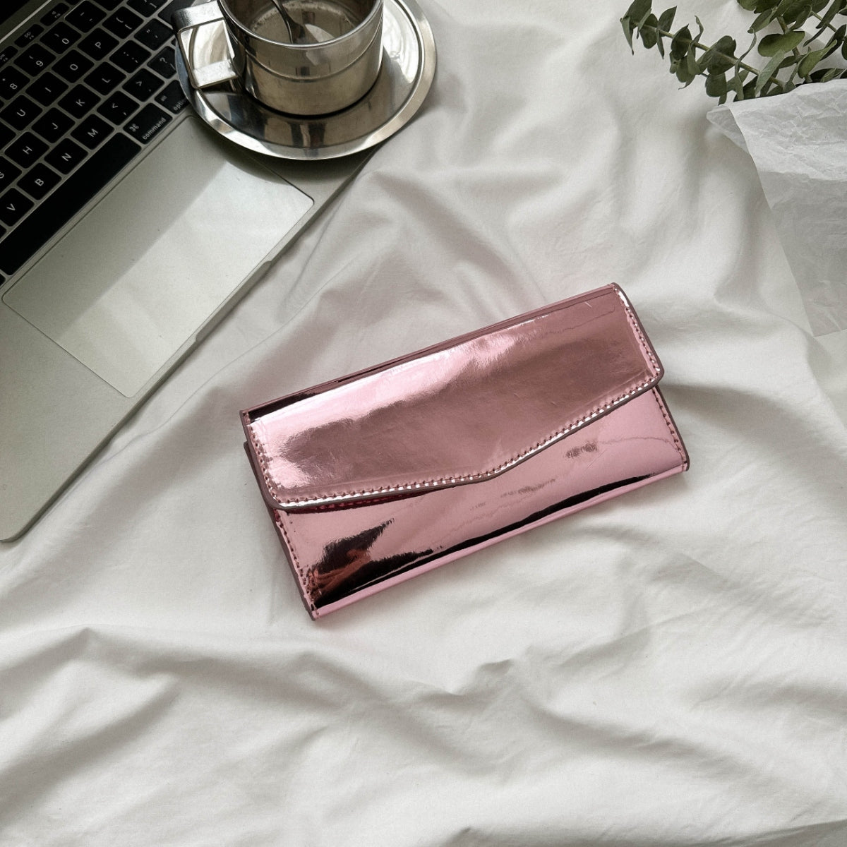 Vegan Leather Small Wallet - Enjoy Unparalleled Convenience!