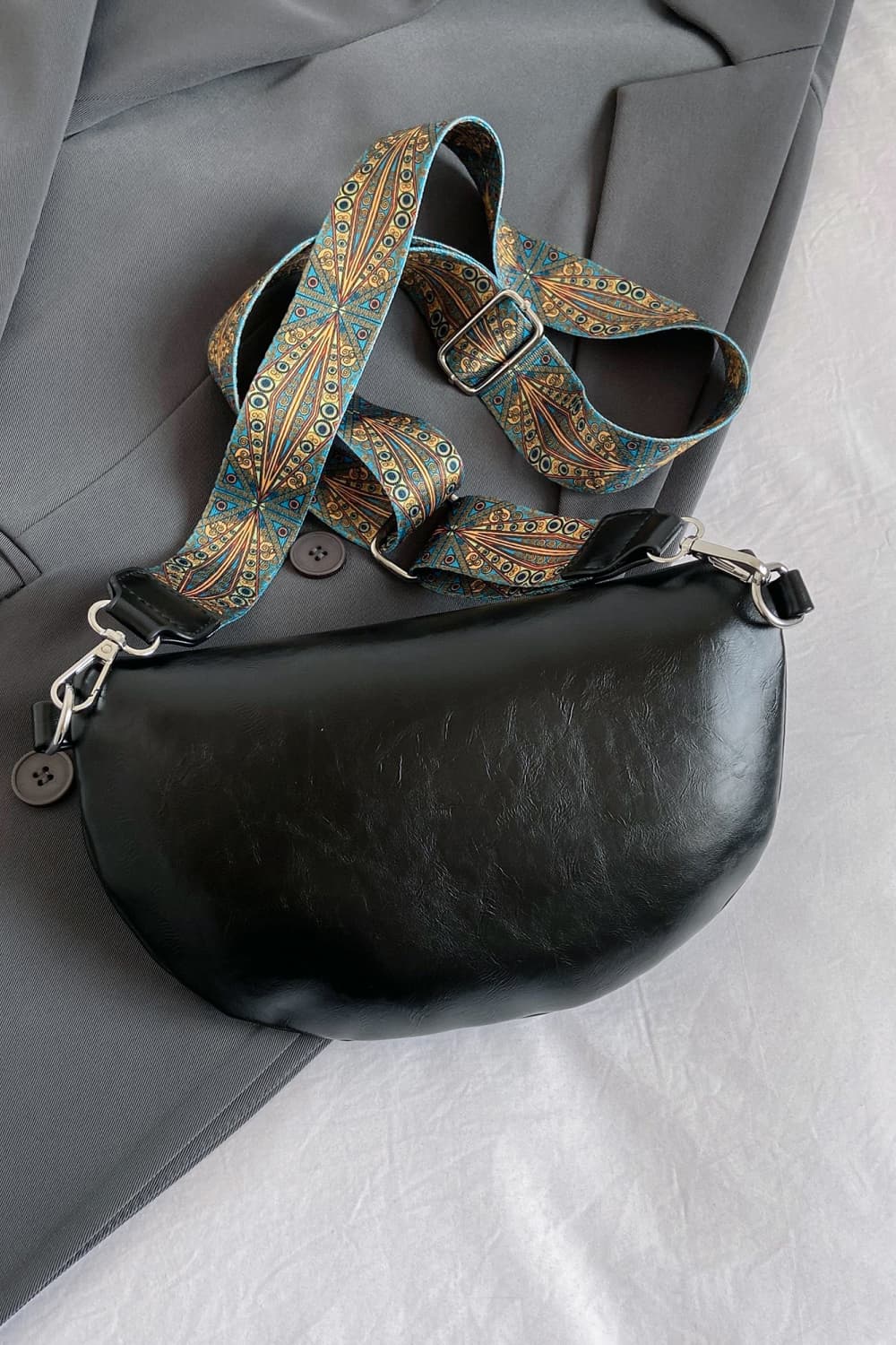 Vegan Leather Sling Bag - Effortless Hands-Free Style!