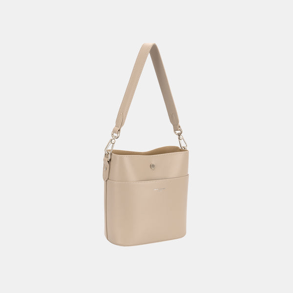 David Jones Vegan Leather Shoulder Bag - Multiple Carrying Options for Effortless Style!