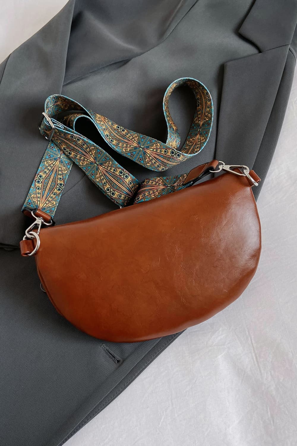 Vegan Leather Sling Bag - Effortless Hands-Free Style!