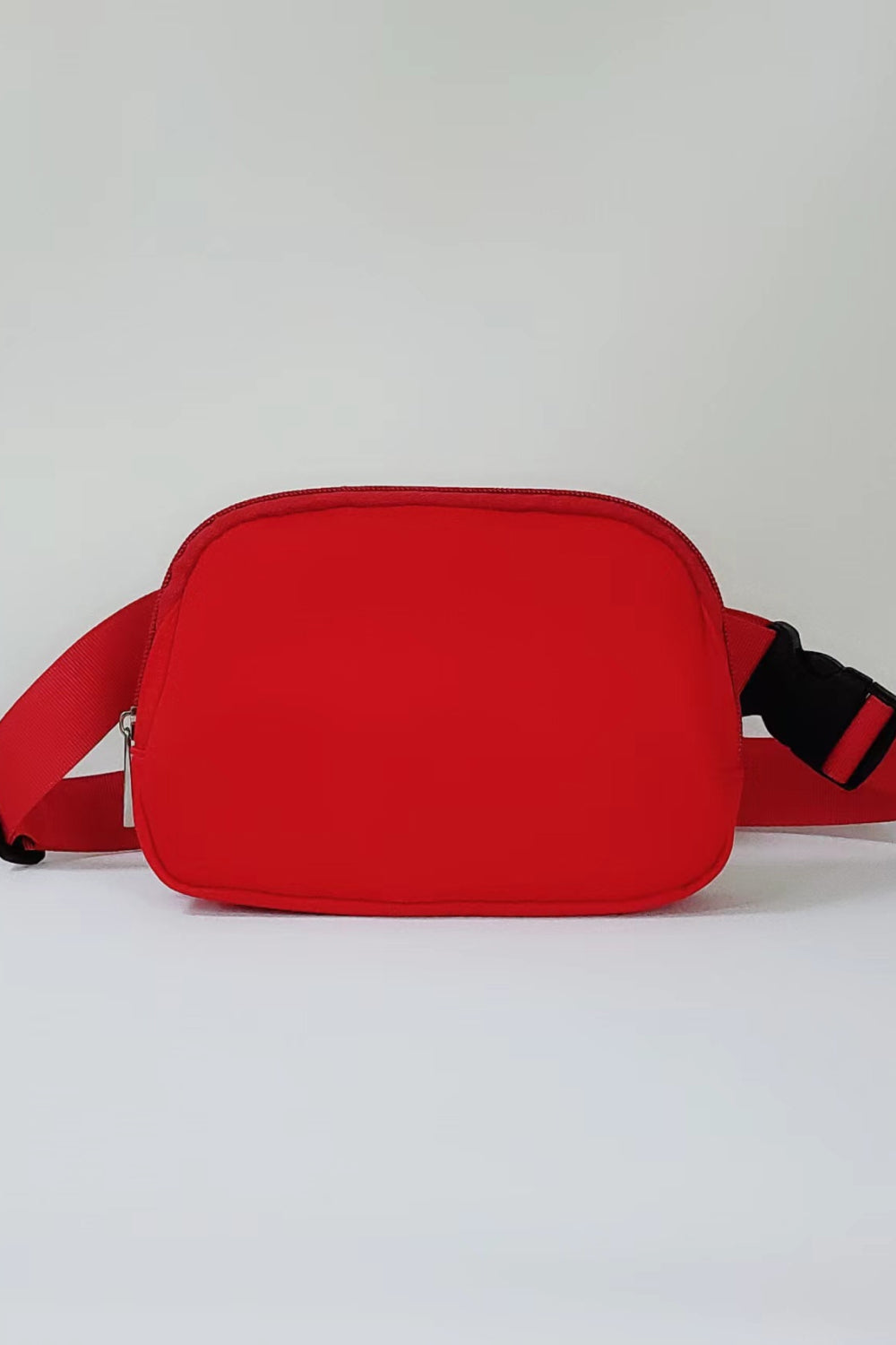 Buckle Zip Closure Fanny Pack - Protect your belongings!