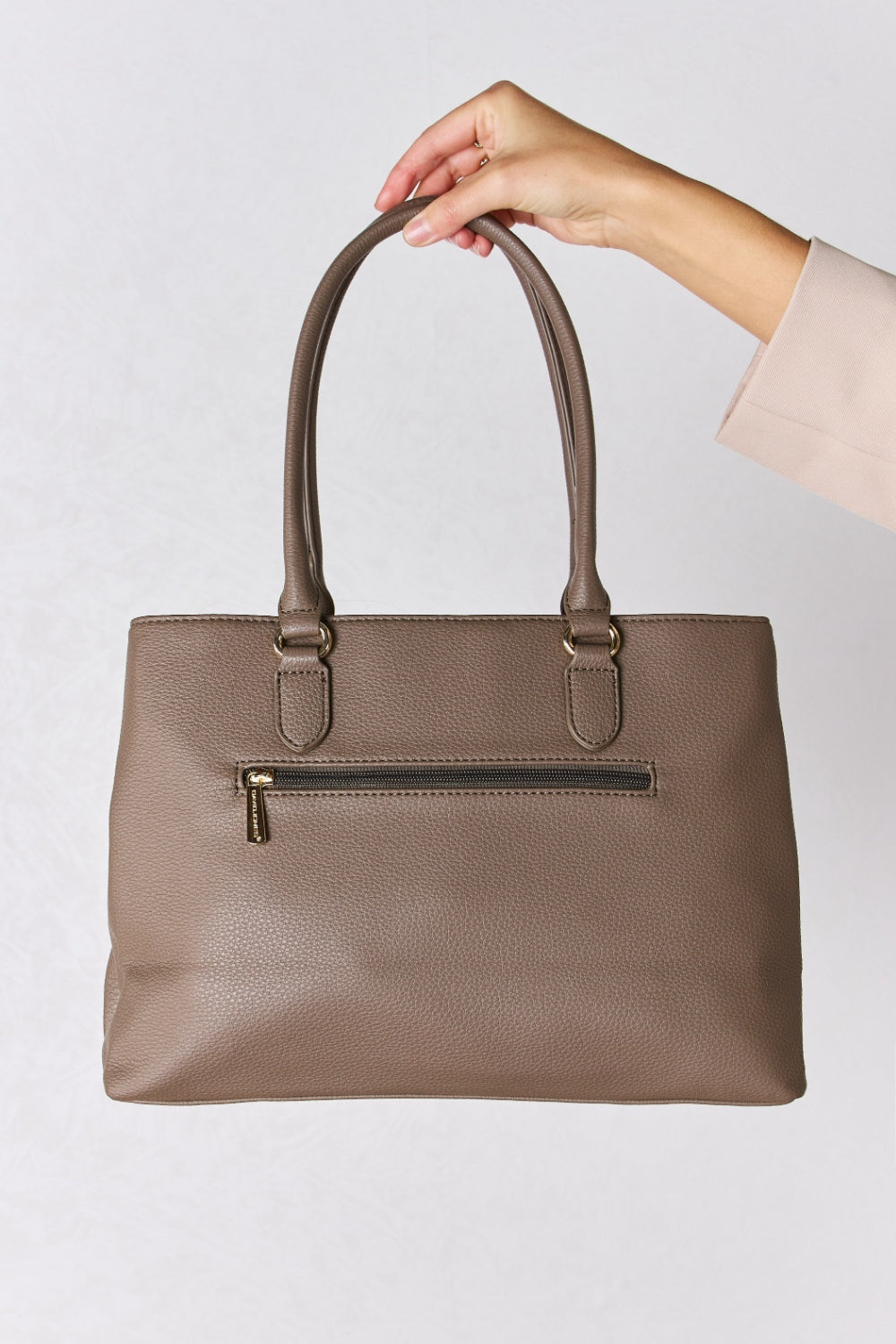 David Jones Structured Leather Handbag - Timeless Sophistication