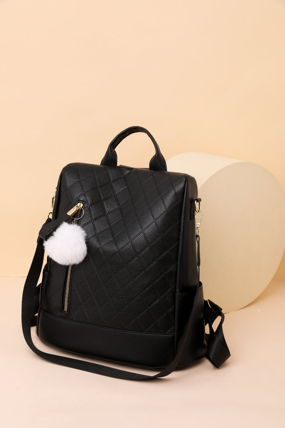 Pum-Pum Zipper Backpack - The Perfect Bag for Everyday Use!