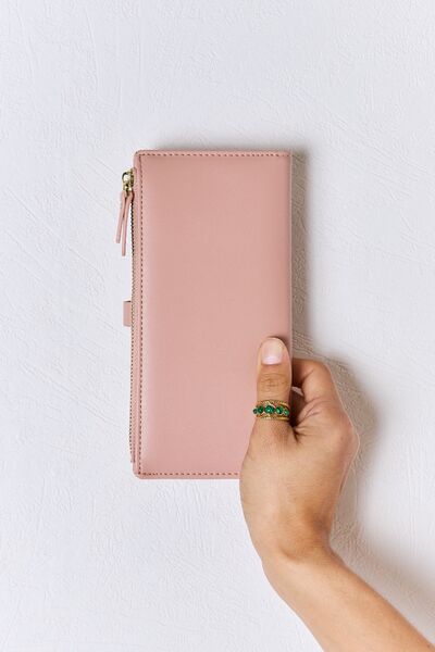 David Jones Texture Vegan Leather Wallet - Everyday Elegance in a Compact Design!