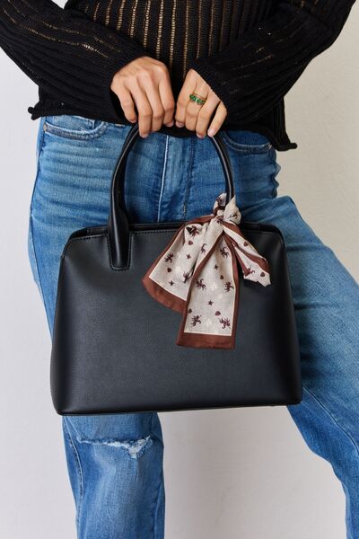 David Jones Vegan Leather Shoulder Bag - Effortless Polish for the Eco-Conscious Professional