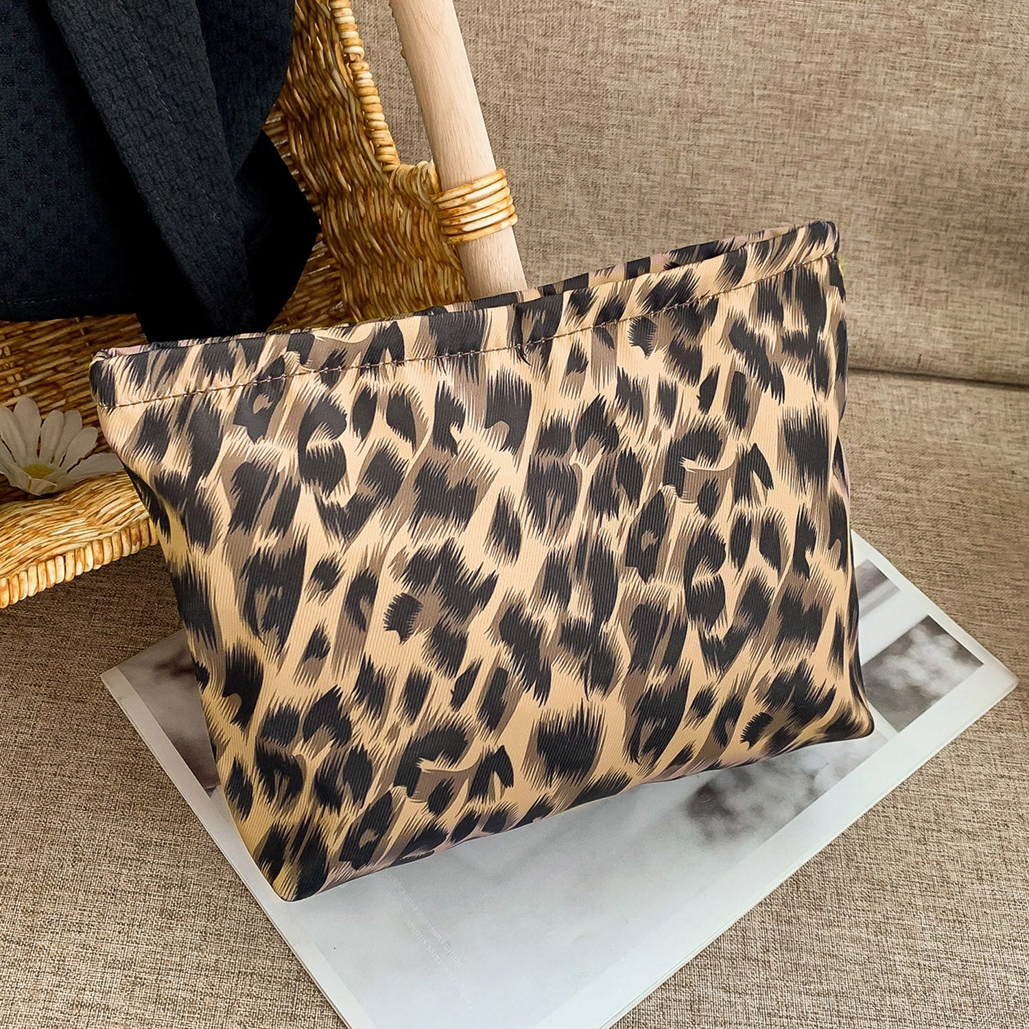 Nylon Clutch with Zipper - Maximize Your Night Out With This Essential Clutch!